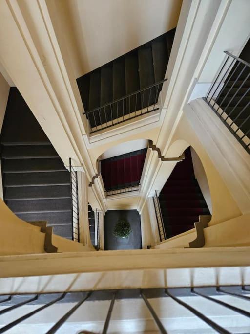 Loft Luxury - Piazza Castello Porta Susa Apartment *
